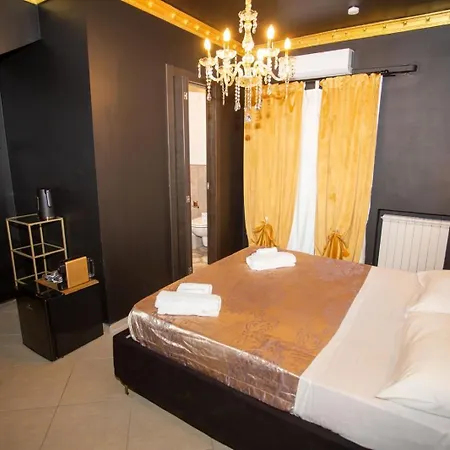 Xvi Secolo House Bed & Breakfast *