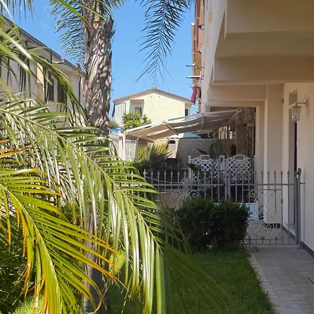 Xvi Secolo House Bed & Breakfast
