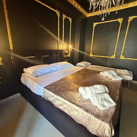 Bed & Breakfast Xvi Secolo House