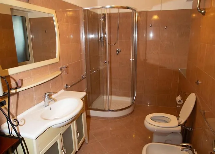 Xvi Secolo House Alojamento de Acomodação e Pequeno-almoço *