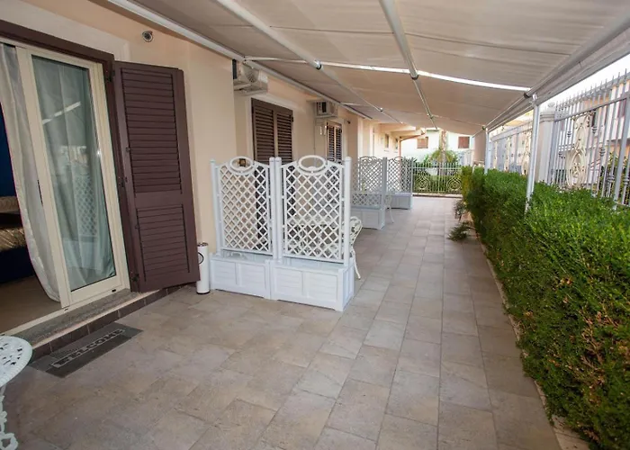 Xvi Secolo House Alojamento de Acomodação e Pequeno-almoço Scalea